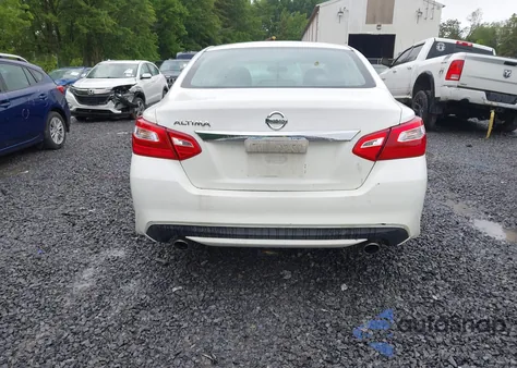 2017 Nissan Altima 2.5 S из США, поврежденный, VIN 1N4AL3AP8HC475176